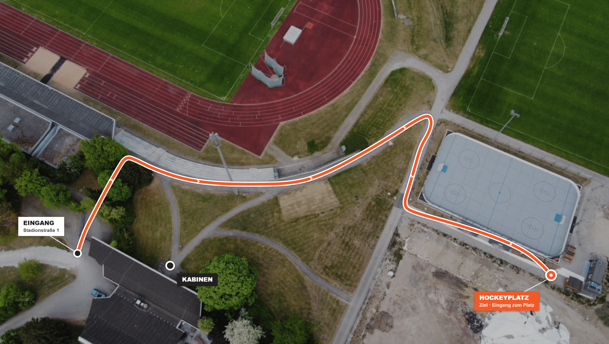 Luftbild mit Weg vom Eingang Stadionstraße zum Hockeyplatz, Kabinen markiert